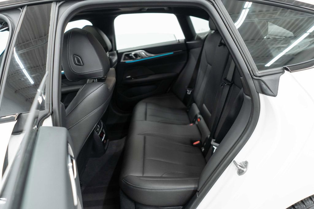 Used 2025 BMW 430i xDrive w/ M Sport Package image 35