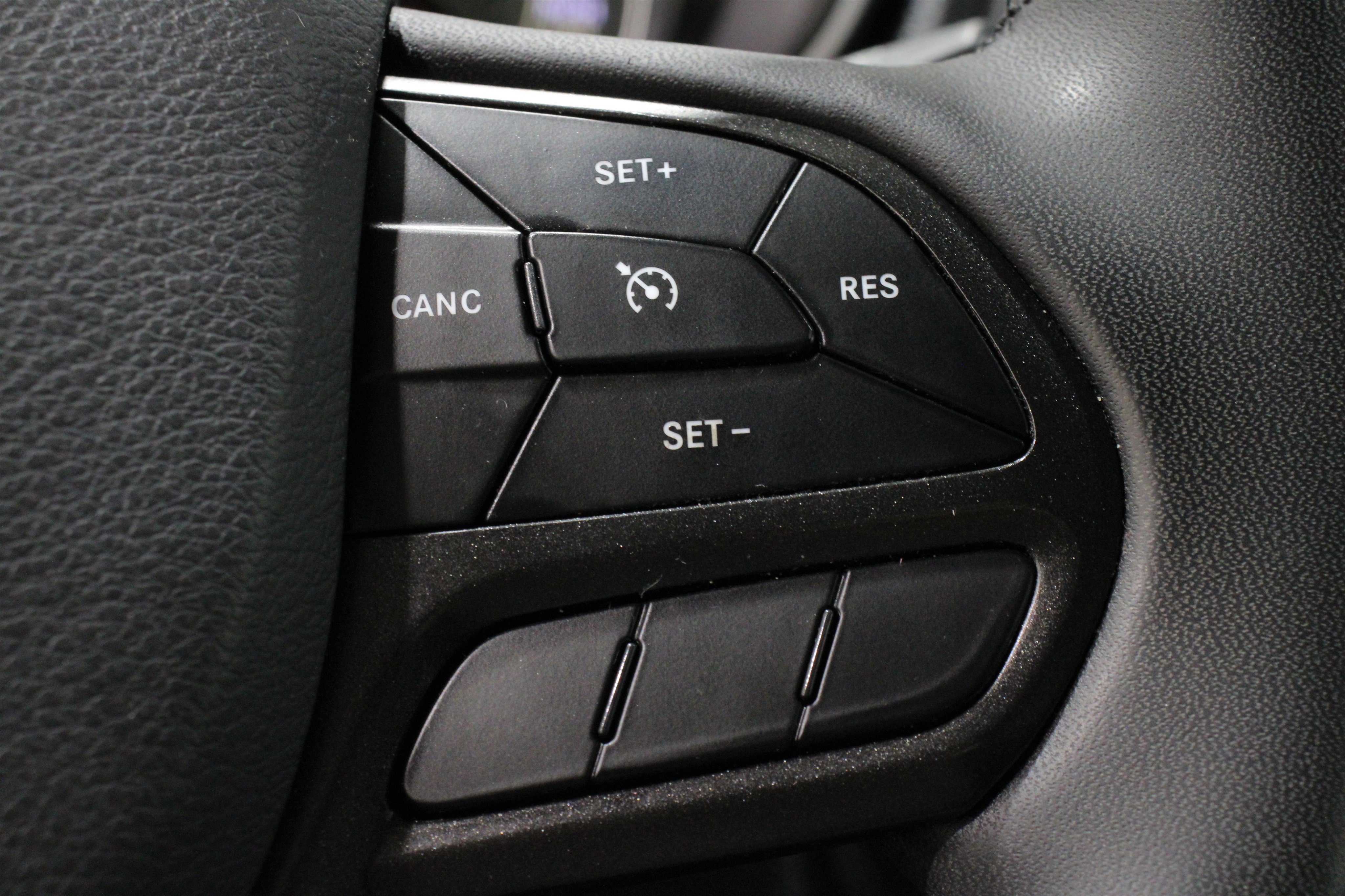 Used 2021 Jeep Cherokee Trailhawk w/ Premium Leather Package image 10