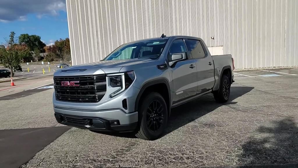 New 2026 GMC Sierra 1500 Elevation image 2