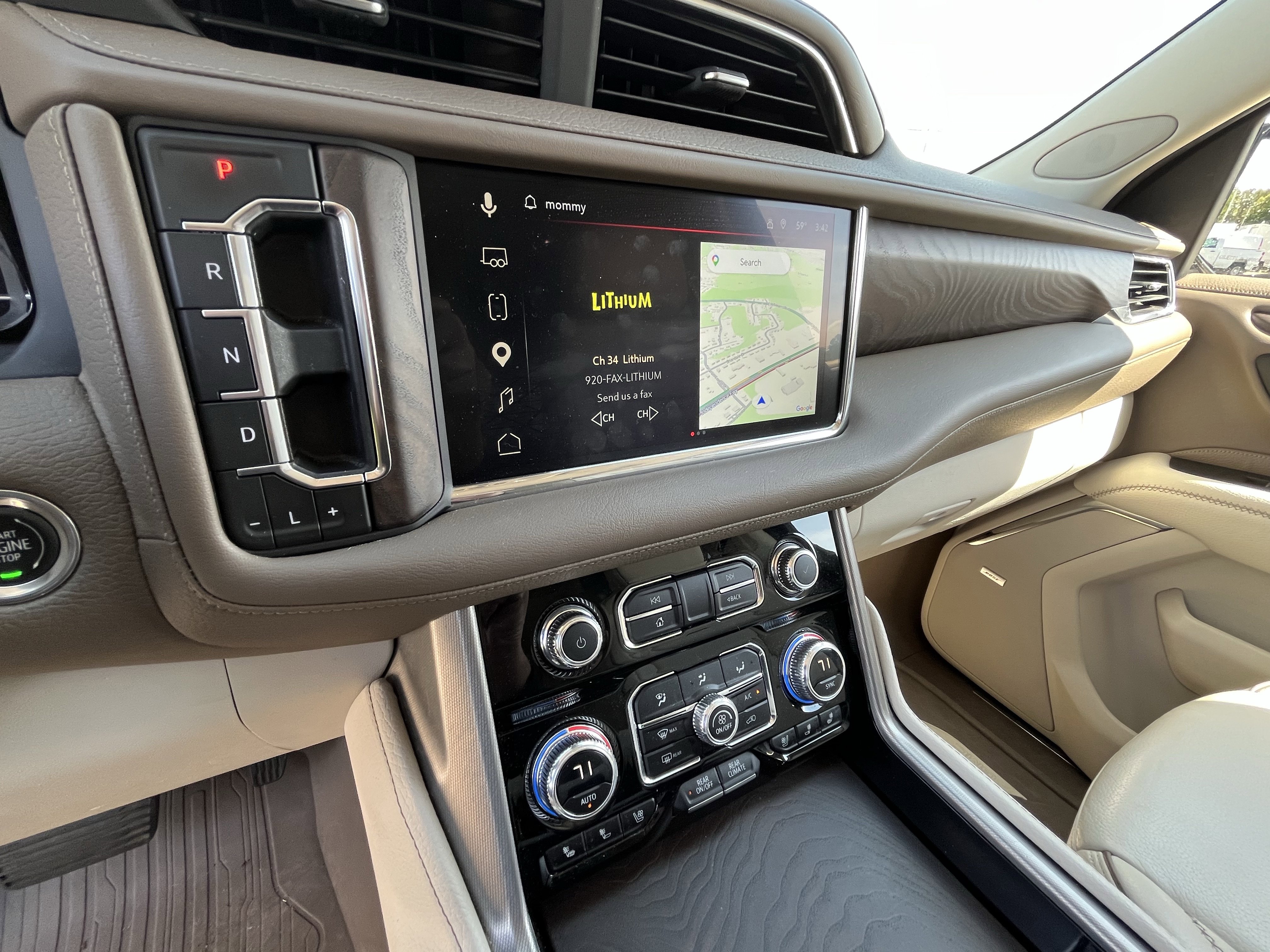 Used 2023 GMC Yukon Denali AWD/4WD image 26