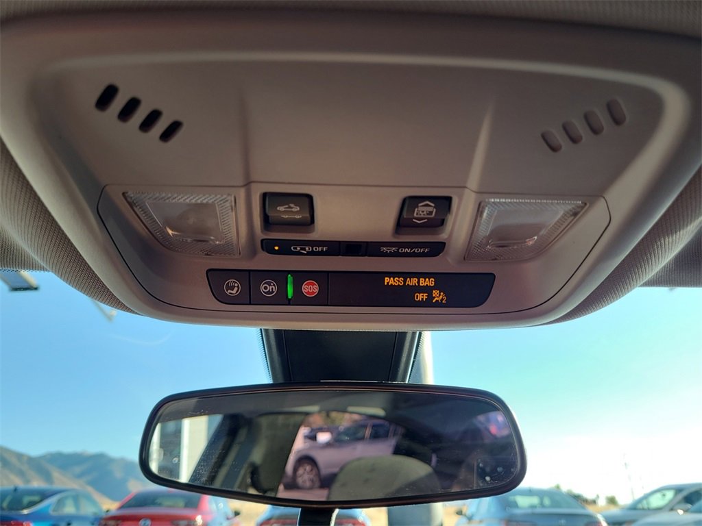 Used 2022 Chevrolet Malibu LT image 31