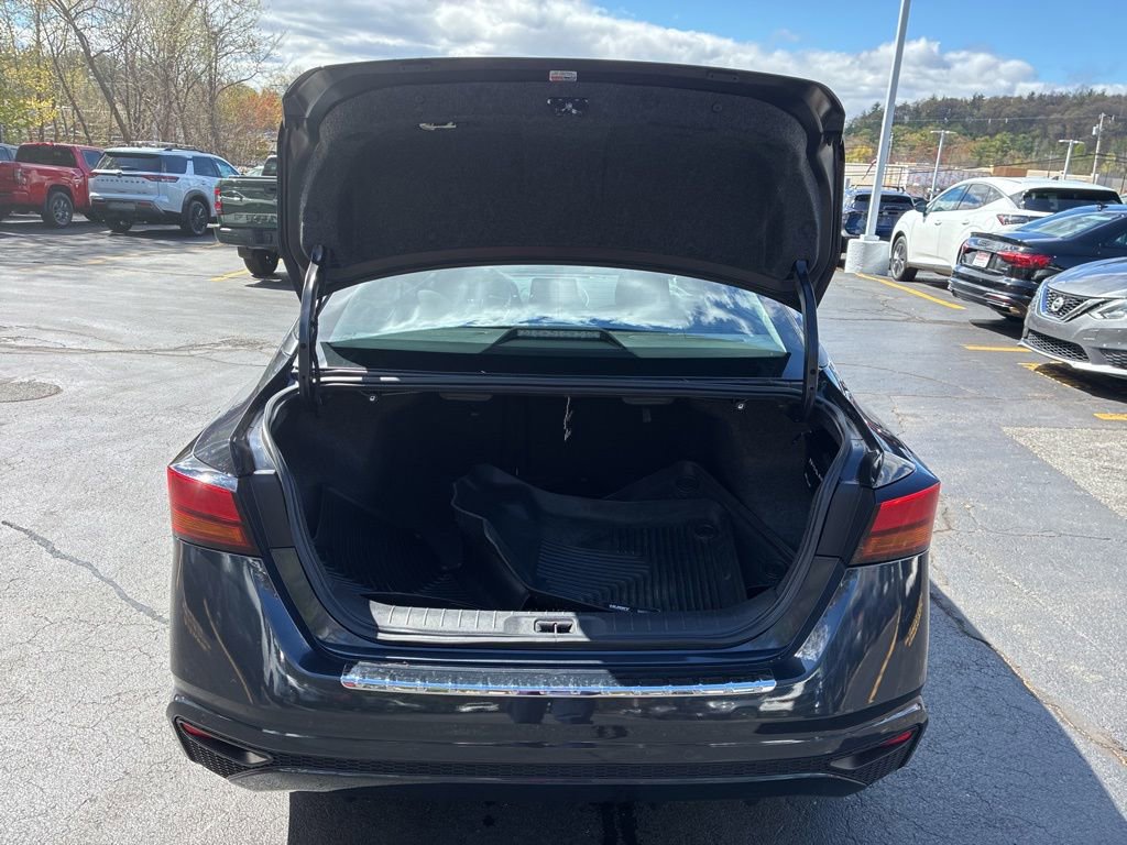 Certified 2022 Nissan Altima 2.5 SV AWD/4WD image 12