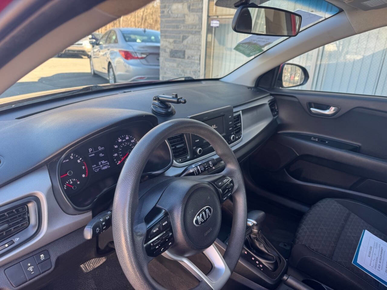 Used 2018 Kia Rio S image 11