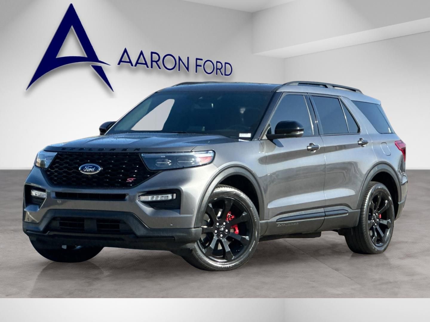 Used 2023 Ford Explorer ST w/ Equipment Group 401A image 2