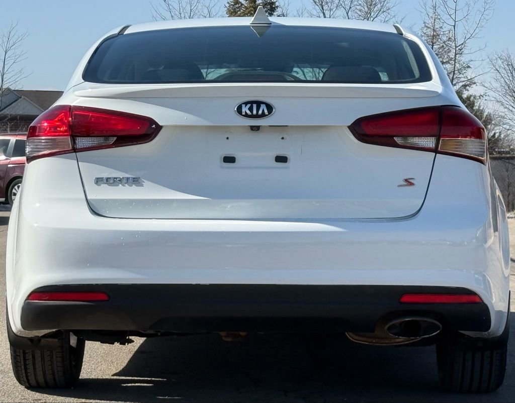 Used 2018 Kia Forte S w/ S Technology Plus Package FWD image 4