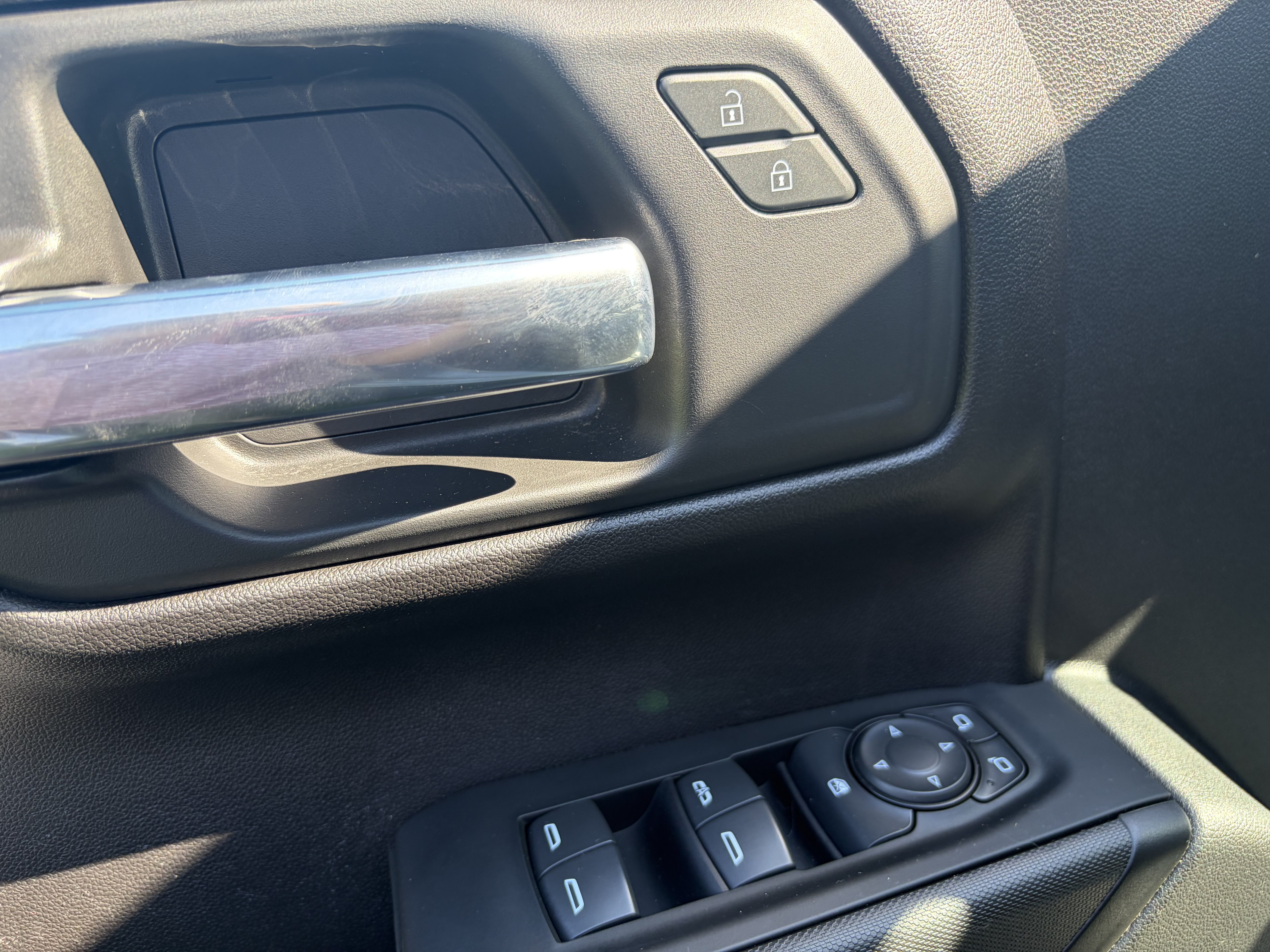 Used 2024 Chevrolet Silverado 1500 Custom AWD/4WD image 15