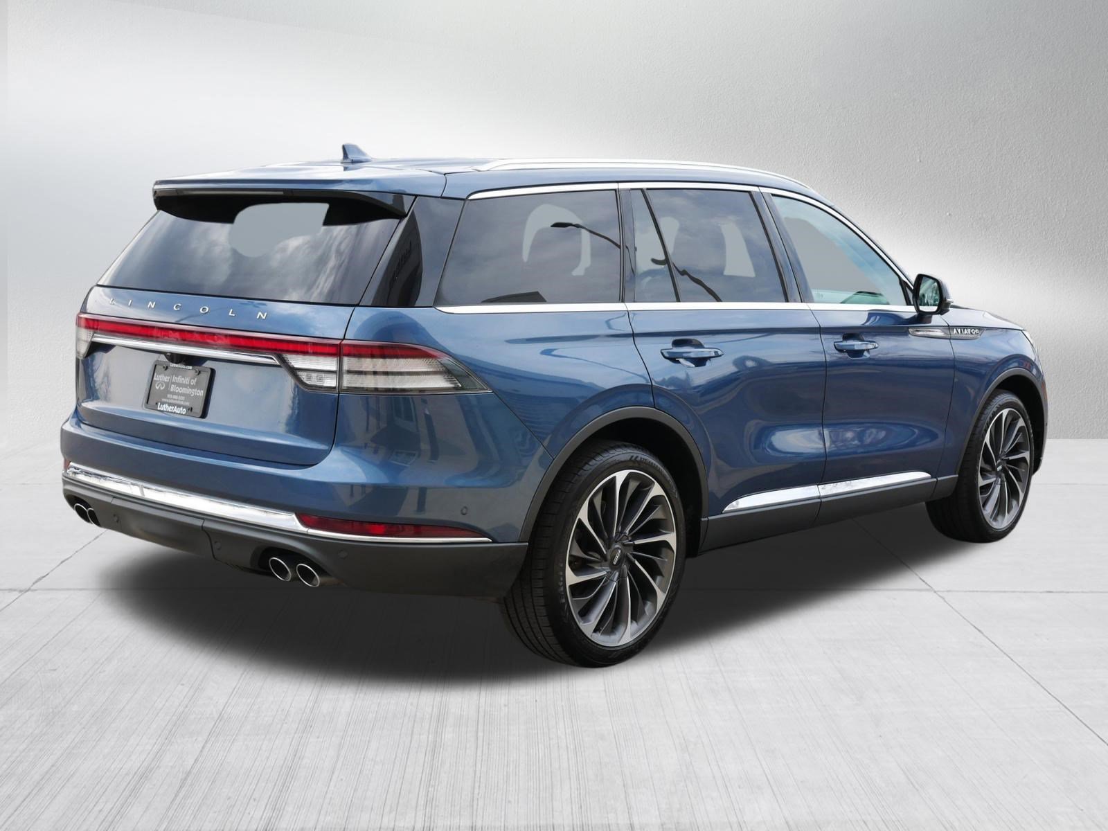 Used 2020 Lincoln Aviator Reserve w/ Equipment Group 202A image 7