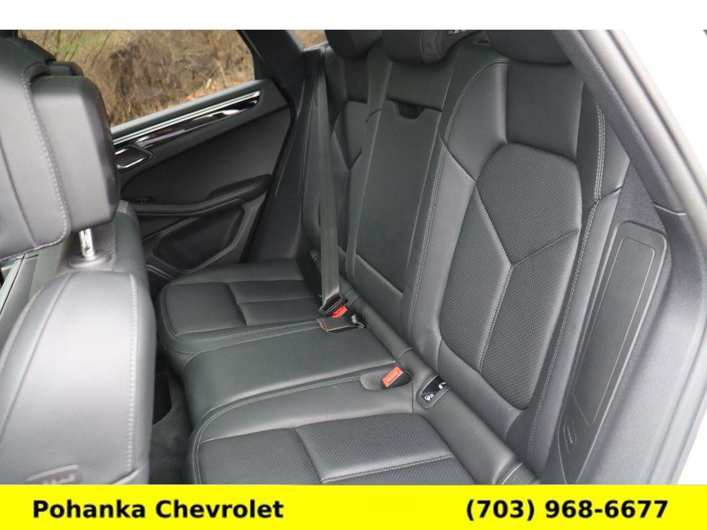 Used 2021 Porsche Macan image 35