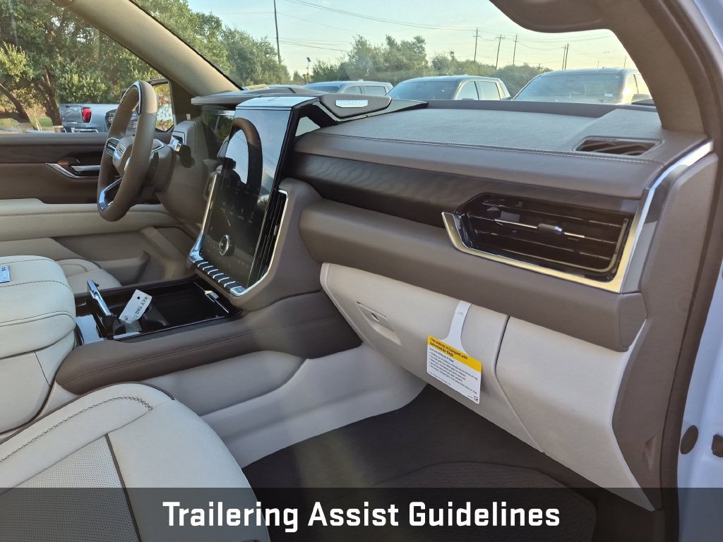 New 2026 GMC Yukon Denali w/ Denali Reserve Package AWD/4WD image 46
