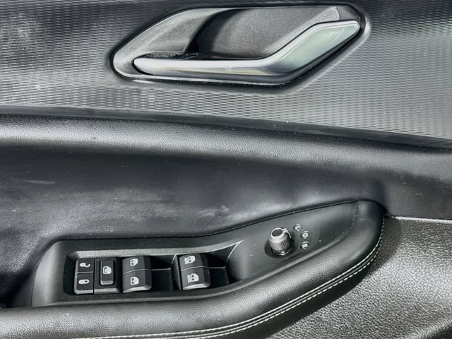 Used 2024 Jeep Grand Cherokee Altitude AWD/4WD image 21