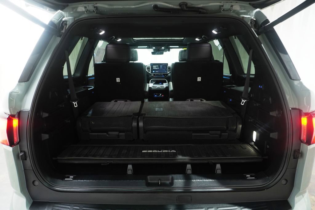 Certified 2024 Toyota Sequoia Platinum AWD/4WD image 6