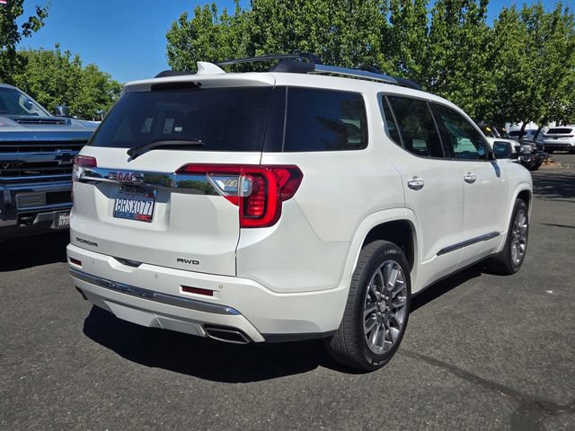 Certified 2020 GMC Acadia Denali w/ Denali Ultimate Package AWD/4WD image 4
