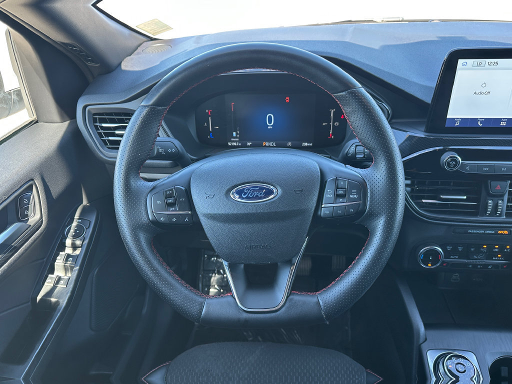 Used 2025 Ford Escape ST-Line Select AWD/4WD image 12