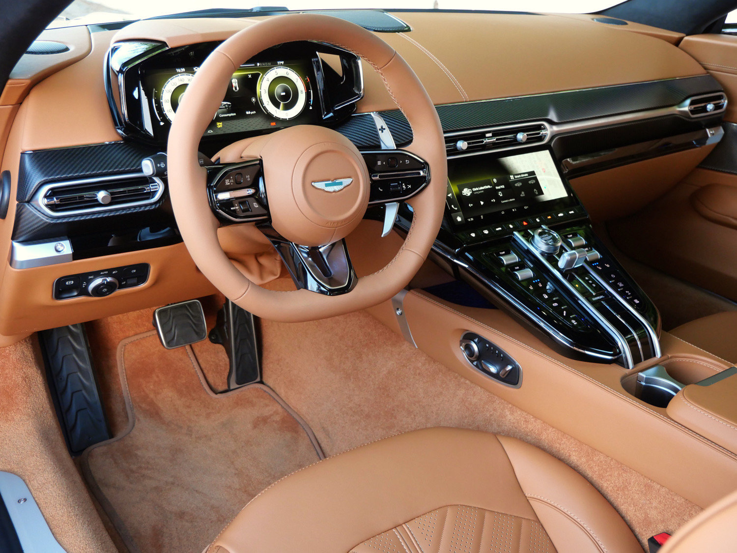 New 2026 Aston Martin V8 Vantage S RWD image 3