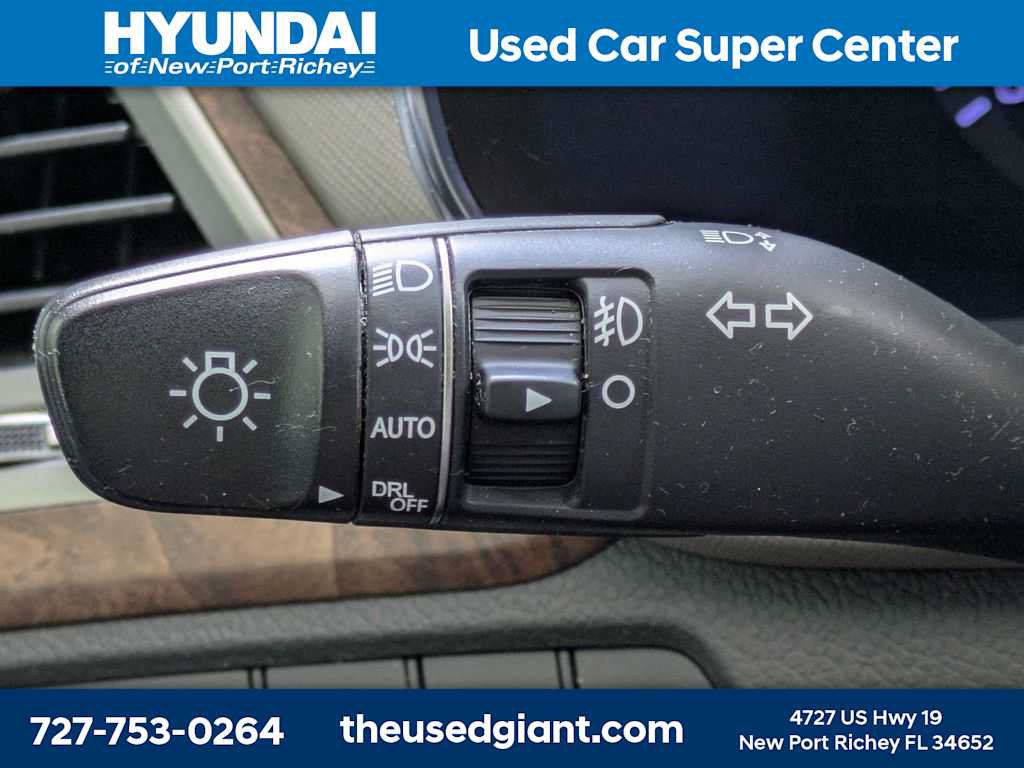 Used 2019 Hyundai Santa Fe XL FWD image 42