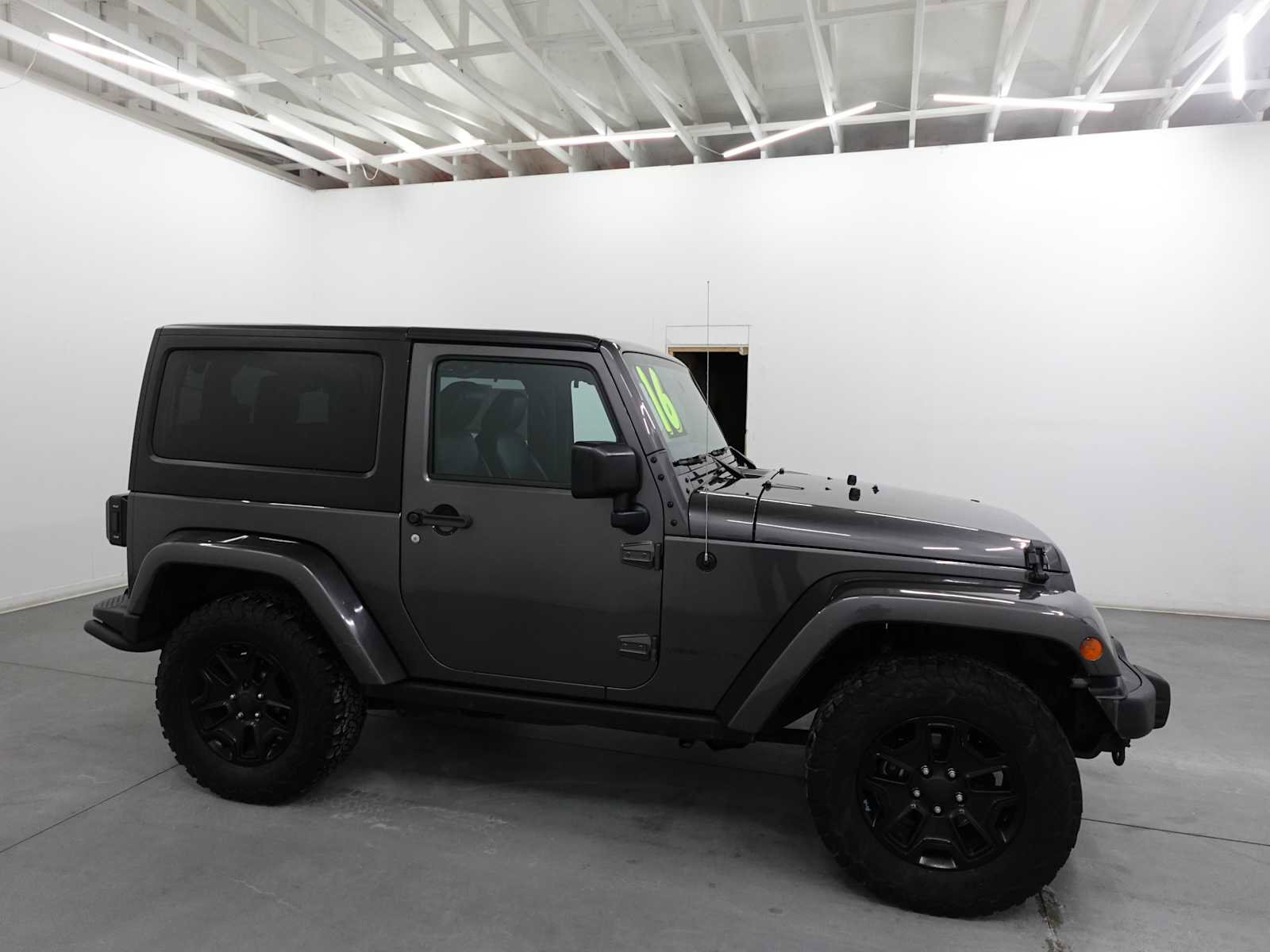 Used 2016 Jeep Wrangler Backcountry image 4