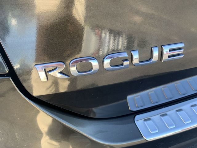 Used 2016 Nissan Rogue SL AWD/4WD image 31