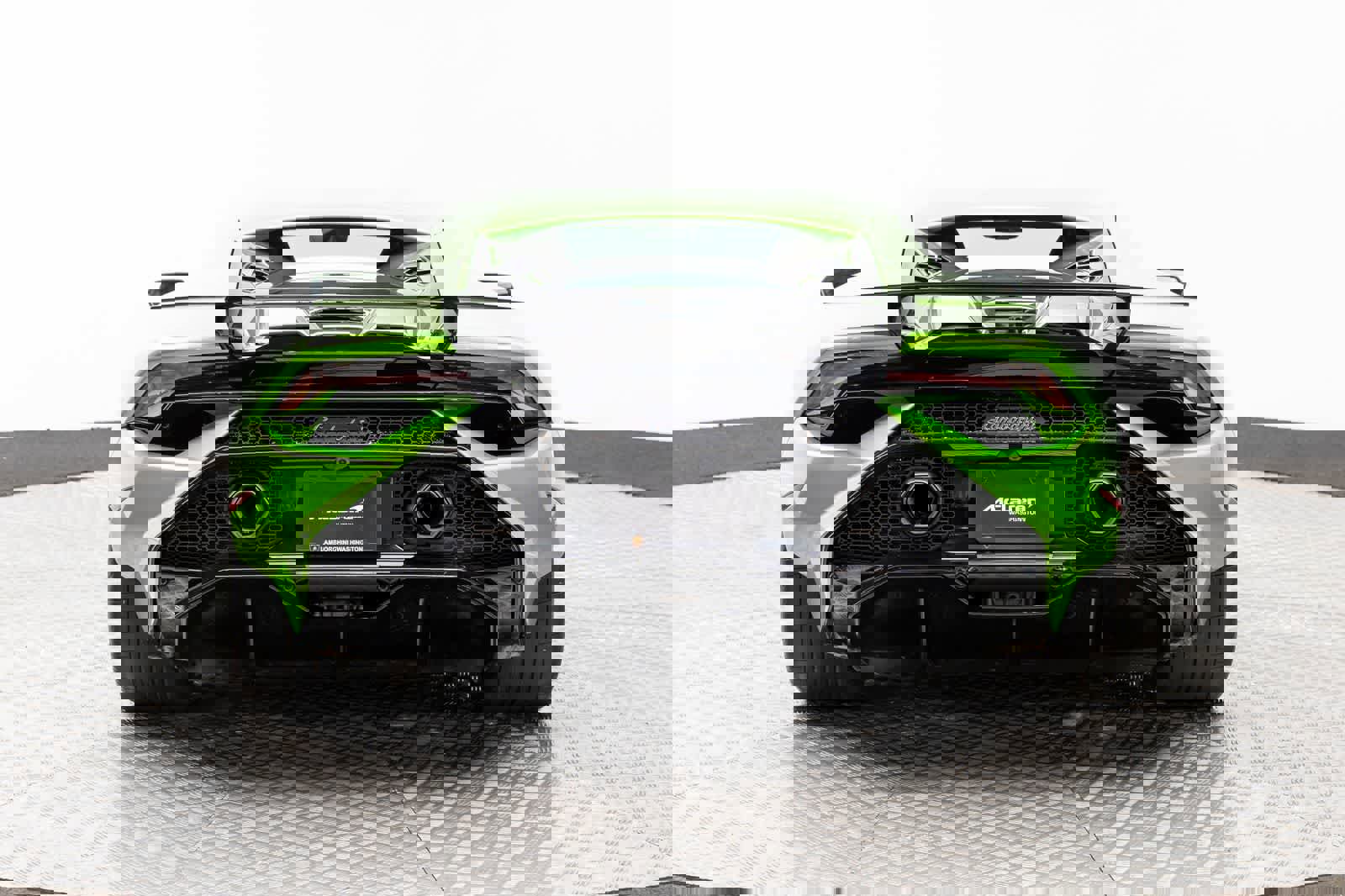 Used 2024 Lamborghini Huracan Tecnica image 5