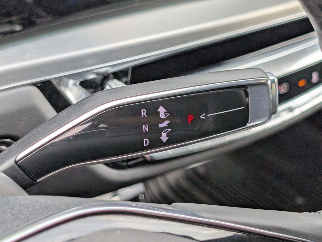 Certified 2024 Cadillac Lyriq Sport AWD/4WD image 29