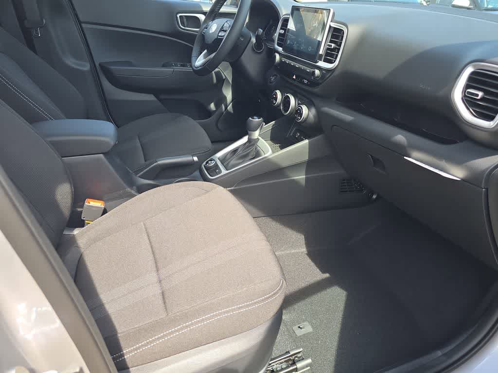 New 2026 Hyundai Venue SEL FWD image 42