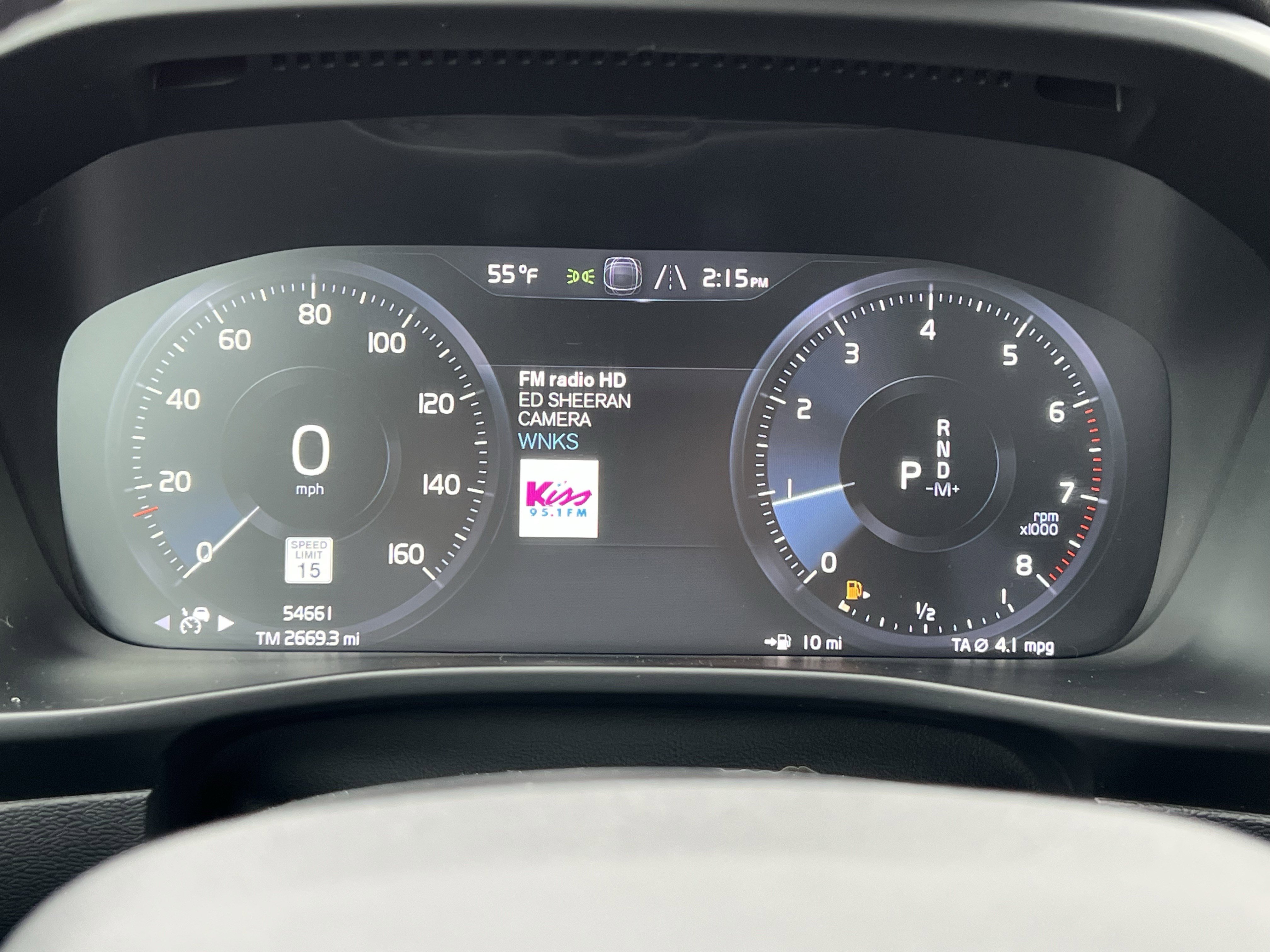 Used 2021 Volvo XC40 T5 R-Design w/ Advanced Package image 21