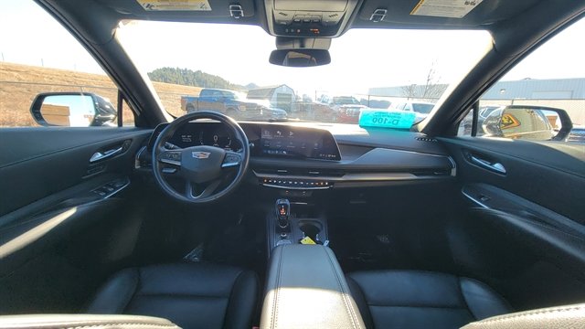 Used 2024 Cadillac XT4 Premium Luxury AWD/4WD image 12