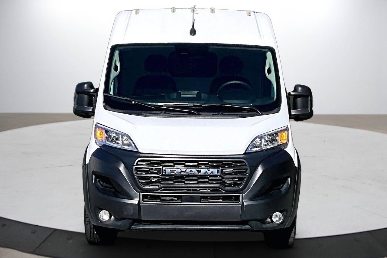 Used 2024 RAM ProMaster 2500 w/ Convenience Group image 3