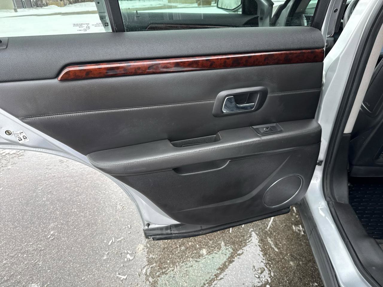 Used 2009 Cadillac SRX AWD image 20
