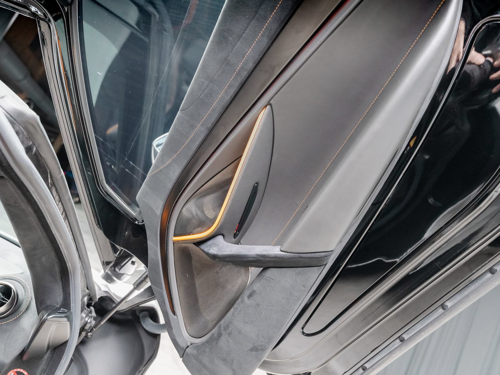 Used 2019 McLaren 720S Performance RWD image 60