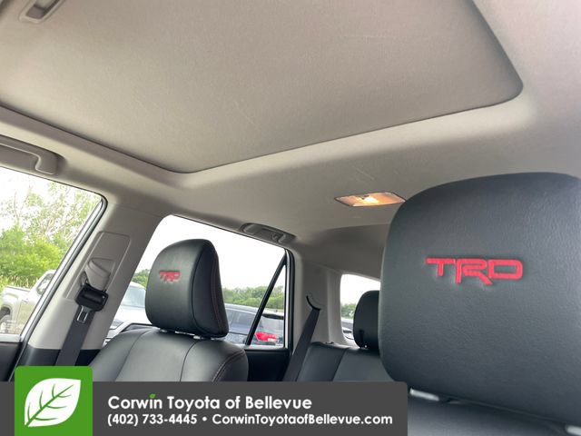 Used 2024 Toyota 4Runner TRD Off-Road Premium w/ Moonroof Package AWD/4WD image 37
