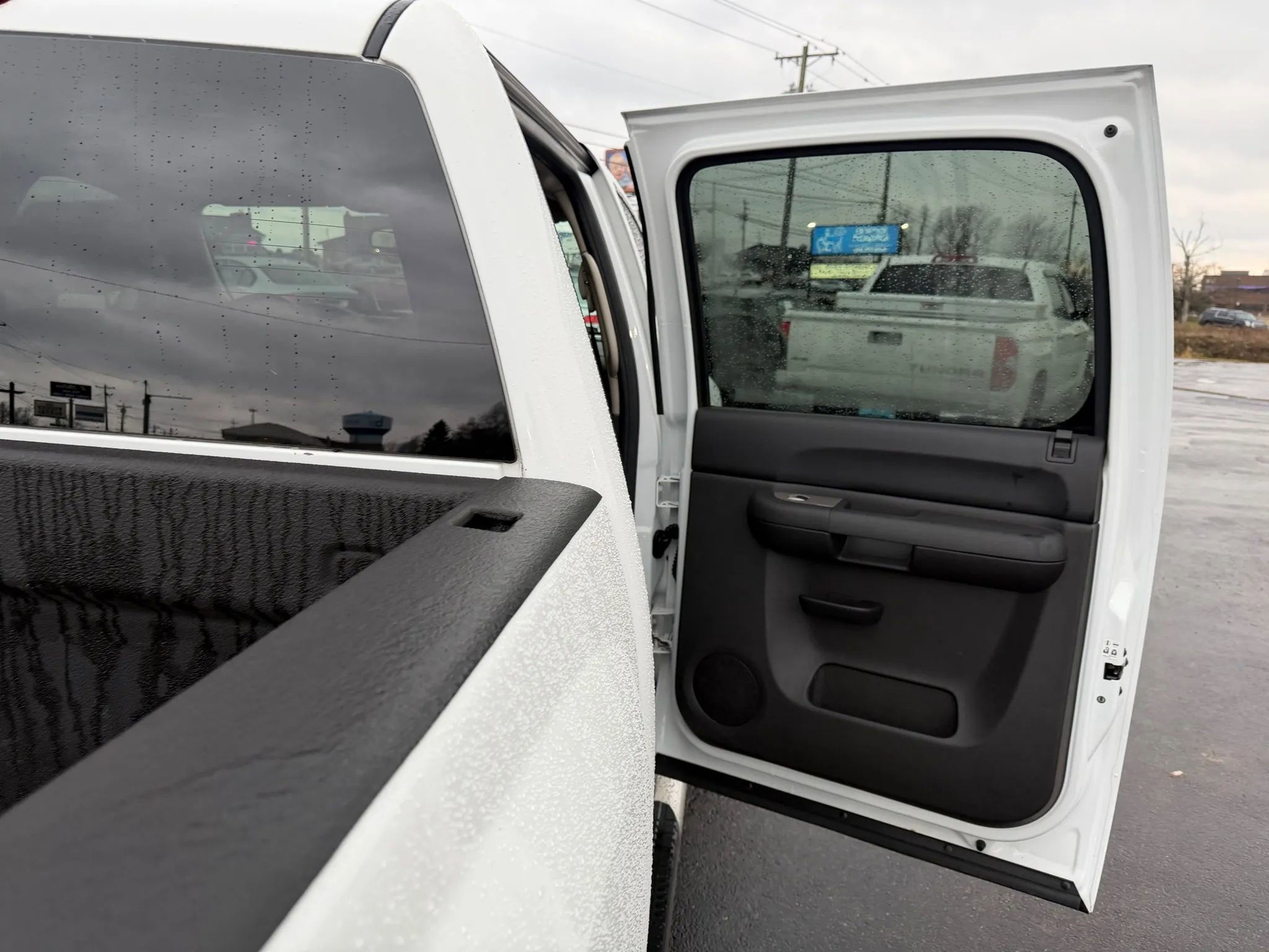 Used 2010 Chevrolet Silverado 1500 LT w/ Power Pack Plus image 33