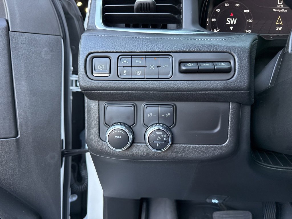 Used 2022 GMC Yukon Denali image 32