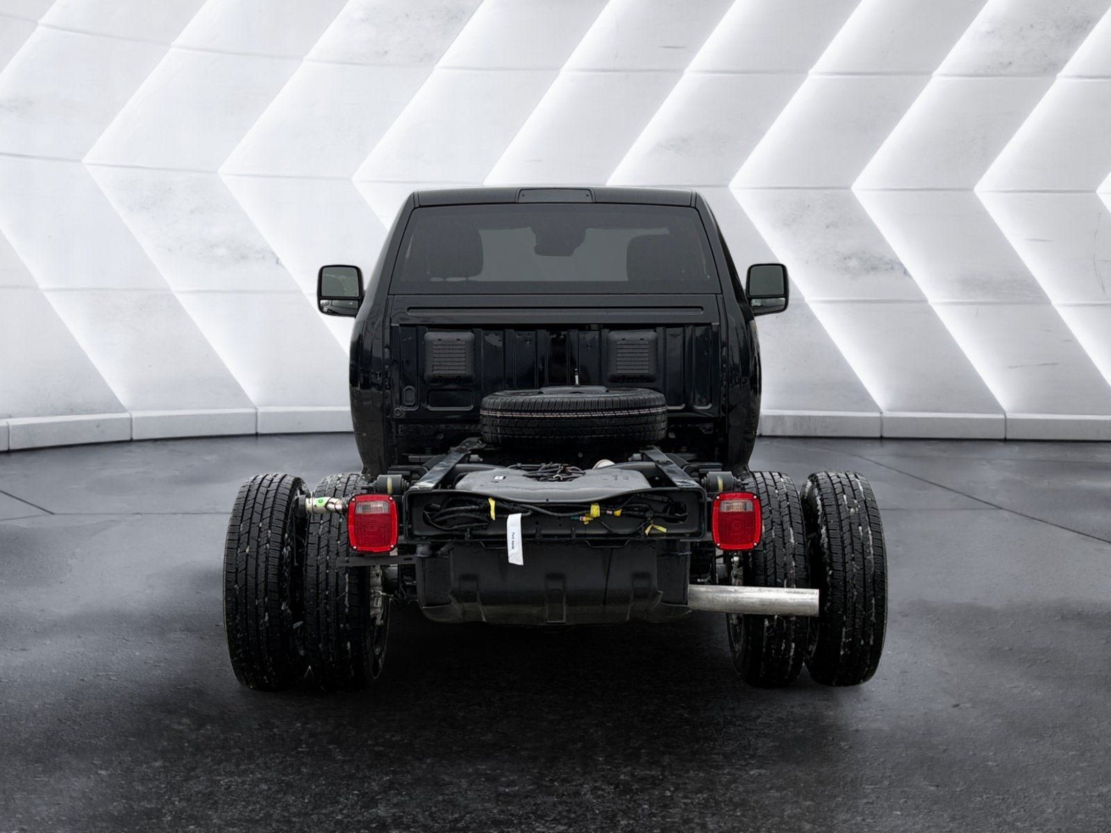 New 2026 RAM 3500 Tradesman AWD/4WD image 4