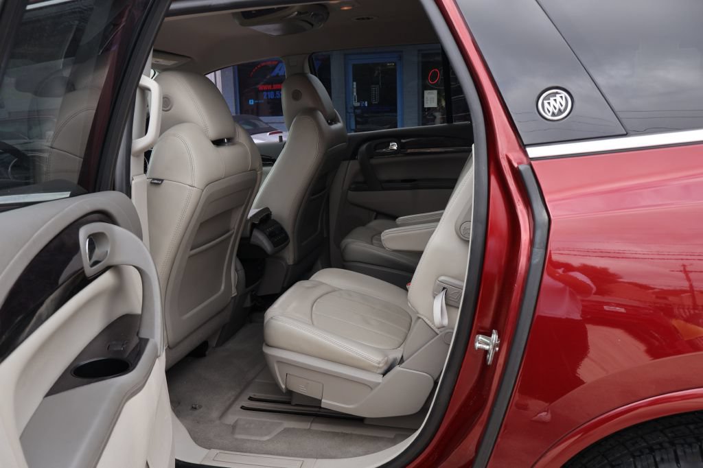 Used 2016 Buick Enclave Leather FWD image 30