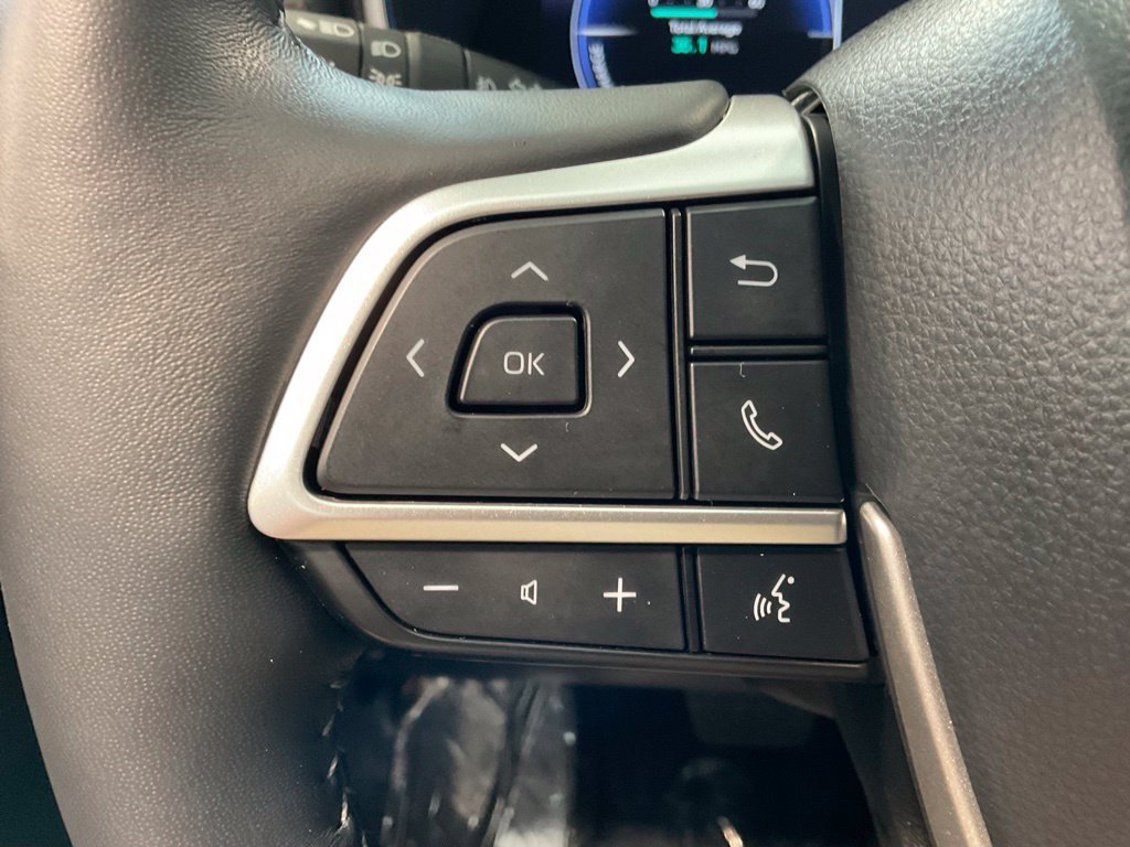 Used 2026 Toyota Highlander Platinum AWD/4WD image 12