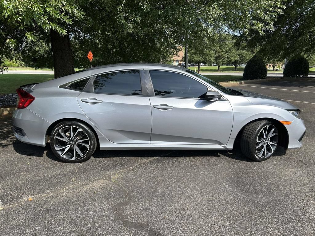 Used 2019 Honda Civic Sport image 2