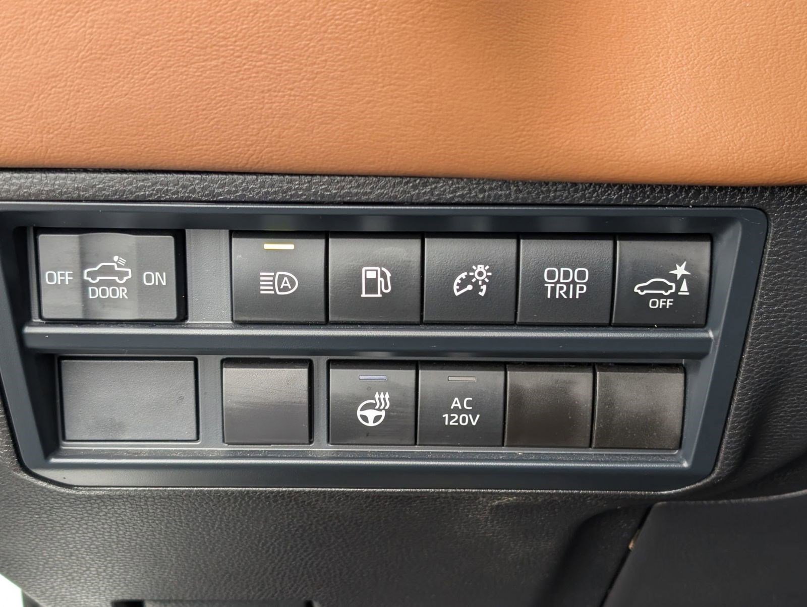 Used 2025 Toyota Tundra 1794 Edition image 18