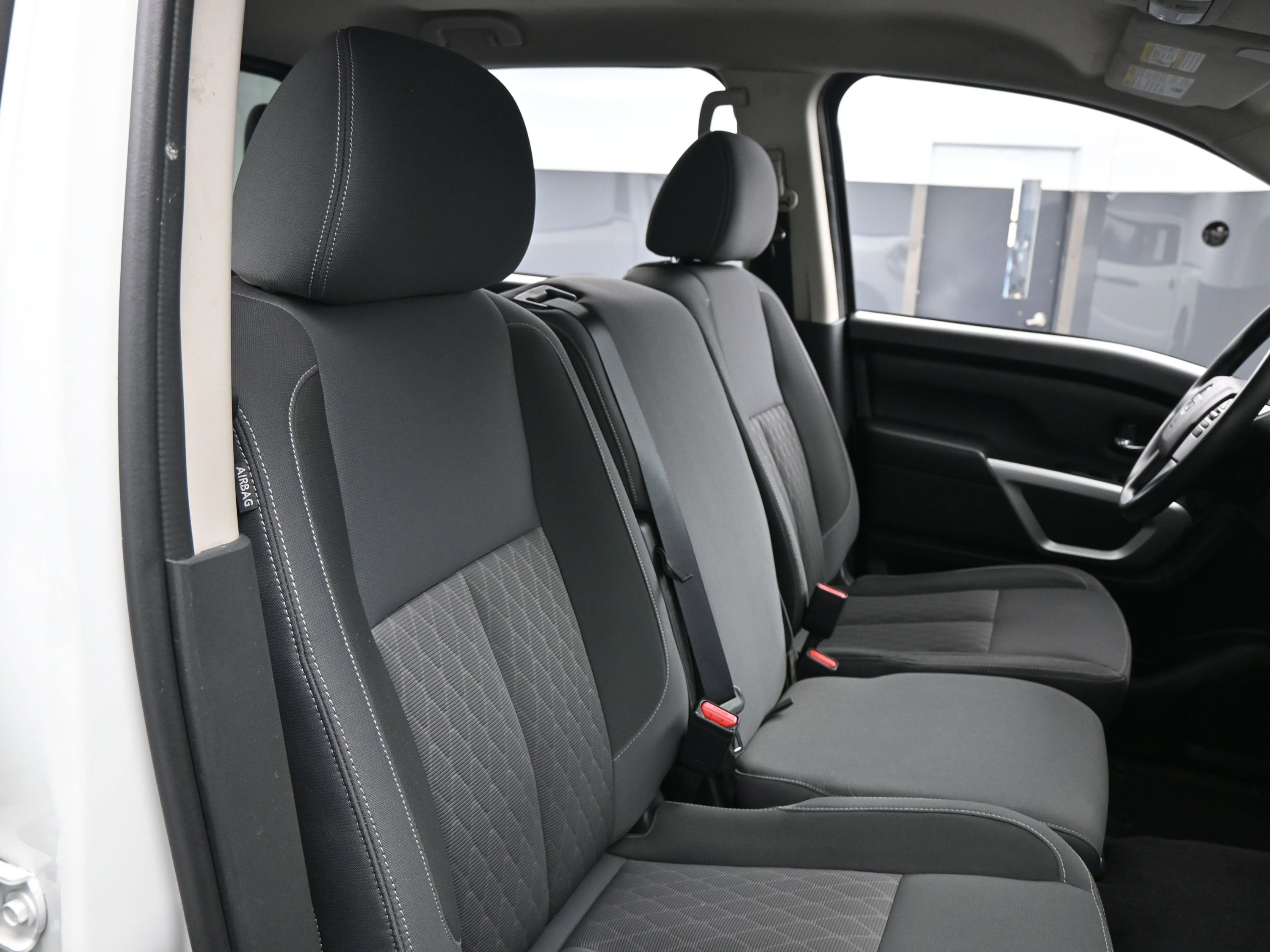 Used 2024 Nissan Titan SV w/ Accessory Utility Package image 15