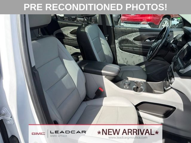 Used 2022 GMC Terrain SLT w/ LPO, Floor Liner Package AWD/4WD image 11