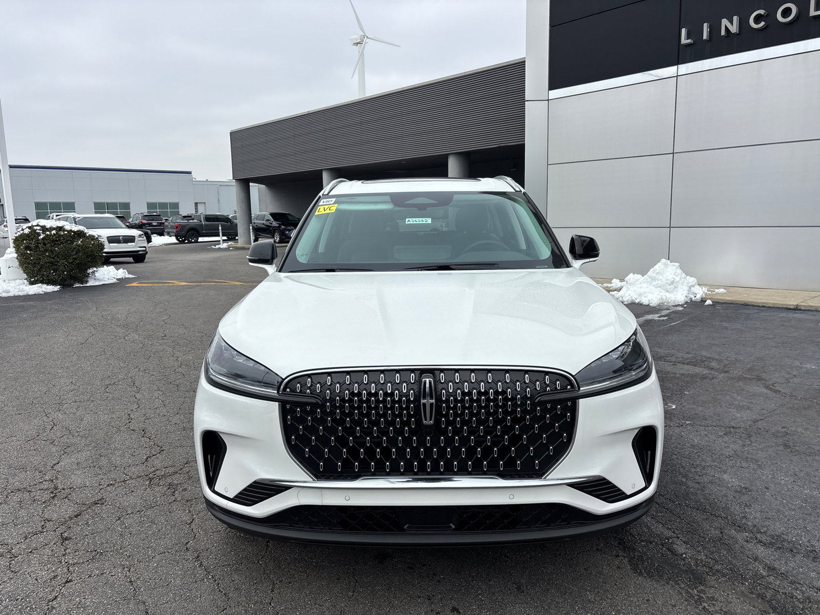 New 2026 Lincoln Aviator AWD image 2