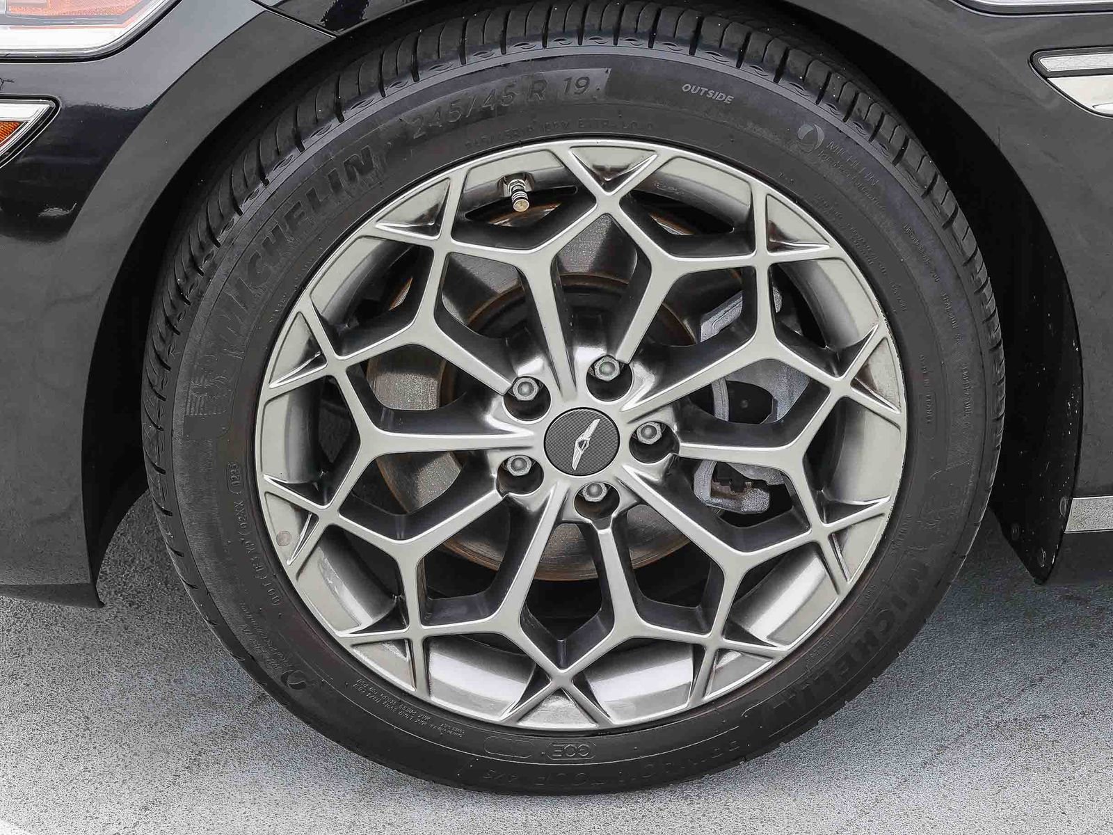 Used 2024 Genesis G80 2.5T w/ Advanced Package image 9