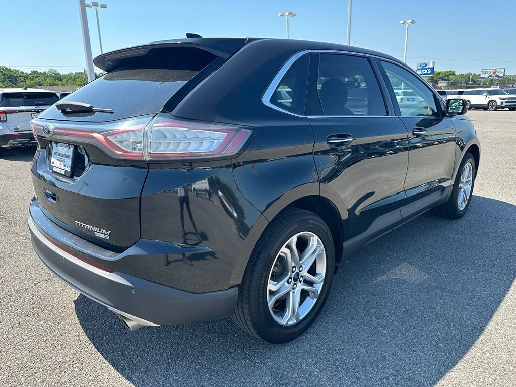 Used 2018 Ford Edge Titanium AWD/4WD image 5