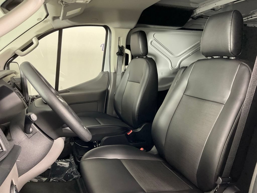 New 2026 Ford Transit 150 Low Roof w/ Load Area Protection Package RWD image 14