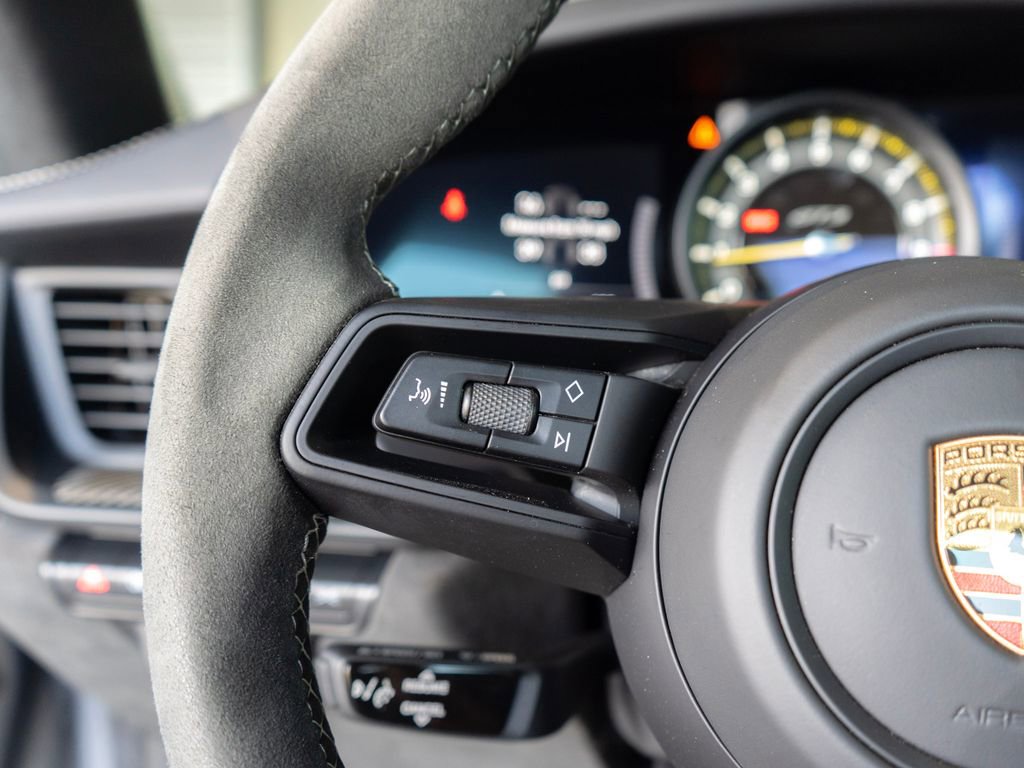 Used 2023 Porsche 911 GT3 image 19