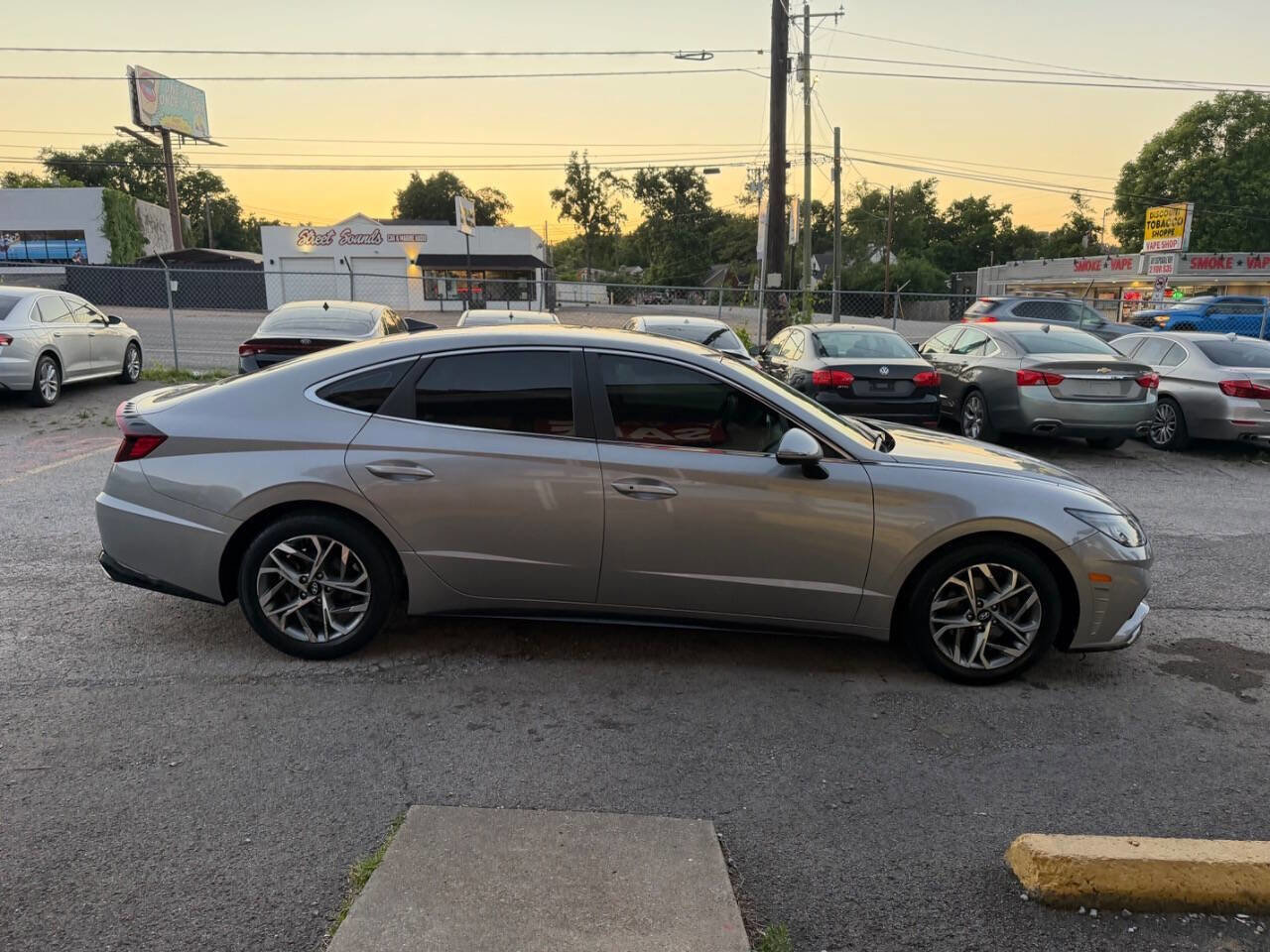 Used 2023 Hyundai Sonata SEL w/ Cargo Package FWD image 6