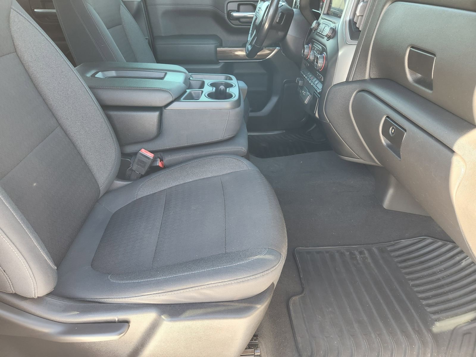 Used 2019 Chevrolet Silverado 1500 LT w/ Texas Edition image 16