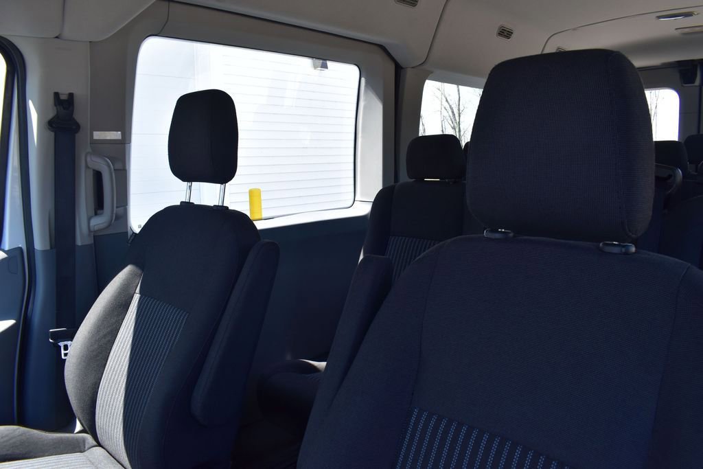 Used 2015 Ford Transit 350 XL RWD image 5