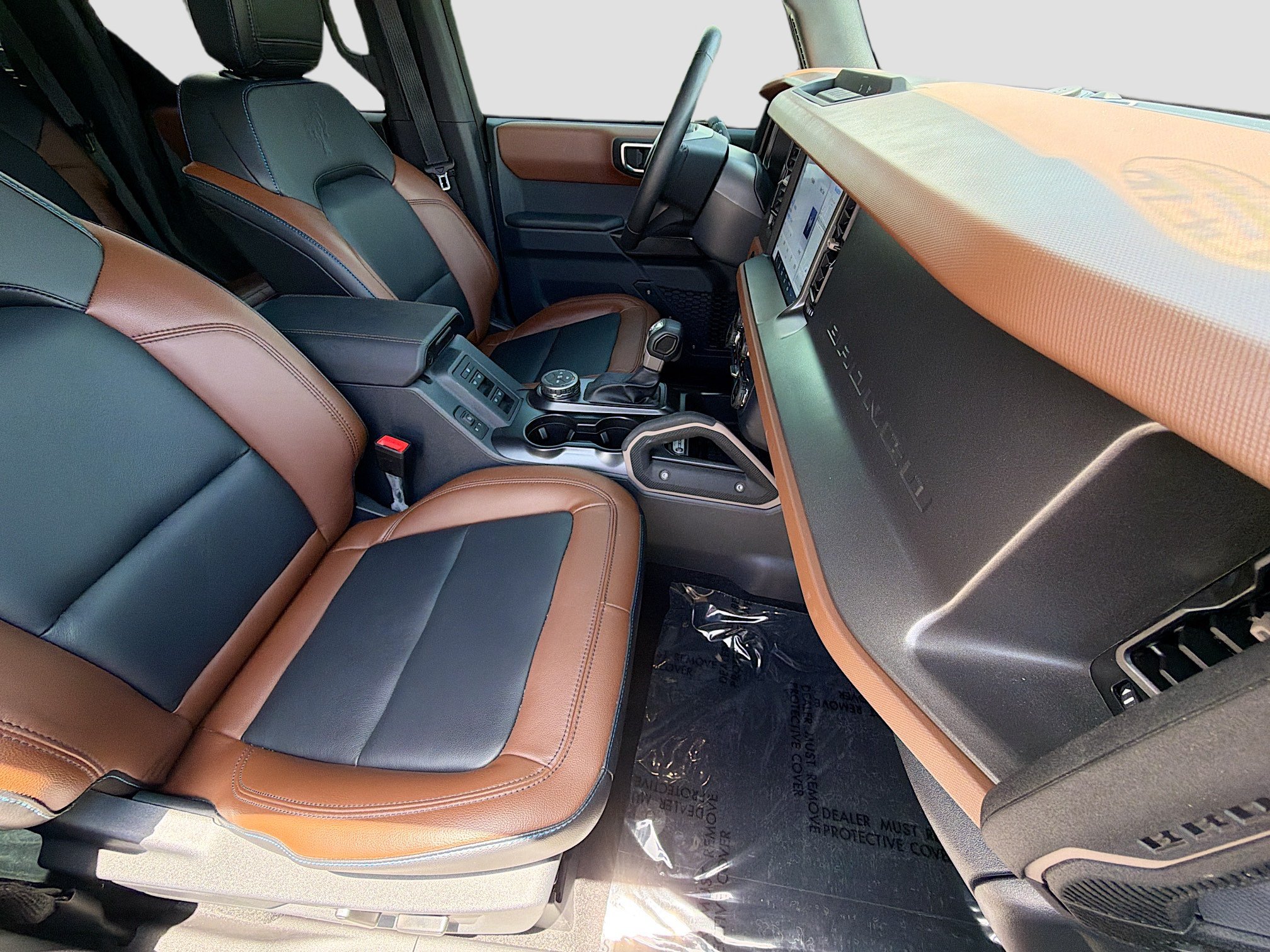 Used 2024 Ford Bronco Outer Banks AWD/4WD image 14