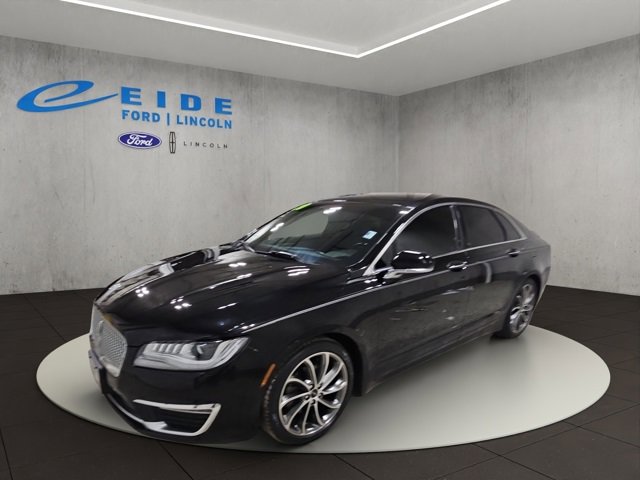 Used 2020 Lincoln MKZ w/ Convenience Package image 2