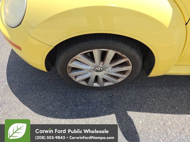 Used 2008 Volkswagen Beetle S FWD image 15
